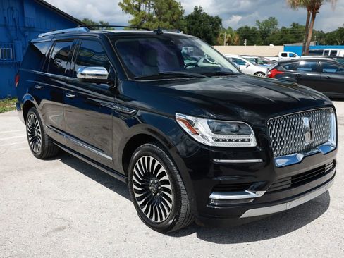 Used 2018 Lincoln Navigator Black Label w/ Cargo Package AWD/4WD image 9