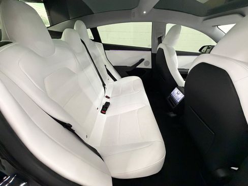 Used 2024 Tesla Model 3 Long Range AWD/4WD image 18