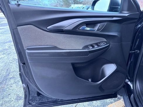 Used 2021 Chevrolet TrailBlazer LS image 12