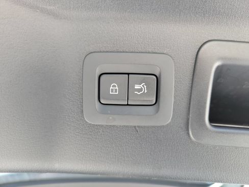 Used 2024 MAZDA CX-90 Plug-In Hybrid w/ Preferred AWD/4WD image 18