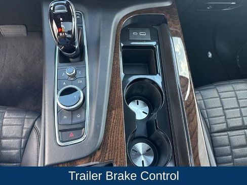 Used 2023 Cadillac Escalade Premium Luxury Platinum AWD/4WD image 30