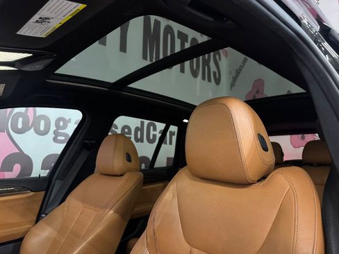 Used 2019 BMW X3 sDrive30i w/ Driving Assistance Package image 17