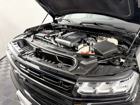 Used 2023 Chevrolet Suburban RST w/ Luxury Package AWD/4WD image 20