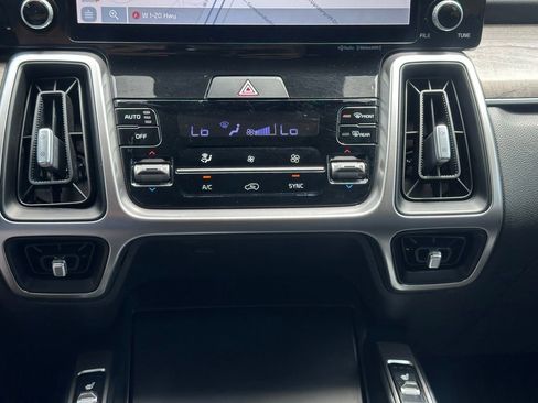 Used 2022 Kia Sorento EX FWD image 33