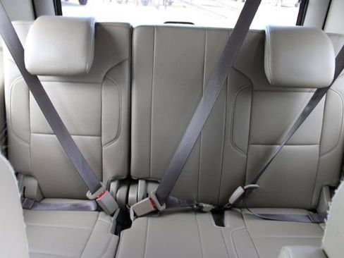 Used 2020 Chevrolet Tahoe Premier AWD/4WD image 19