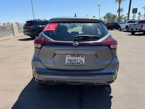 Certified 2025 Nissan Kicks Play S FWD image 5