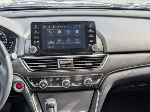 Used 2022 Honda Accord EX-L image 16