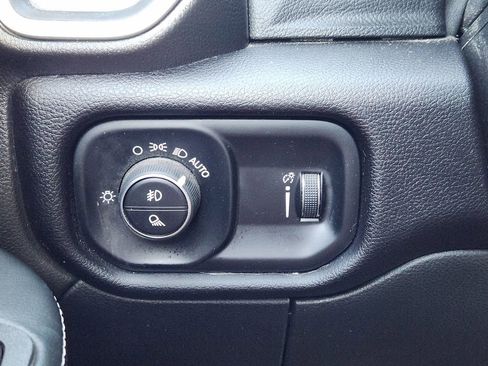 Used 2025 RAM 2500 Lone Star image 22