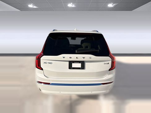 New 2026 Volvo XC90 B6 Ultra image 10