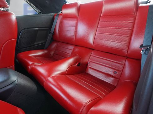 Used 2006 Ford Mustang GT Premium RWD image 31