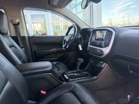 Used 2018 GMC Canyon SLT w/ Trailering Package image 32