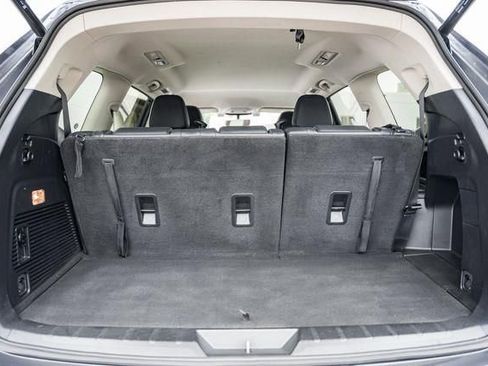 Used 2022 Subaru Ascent Limited image 39