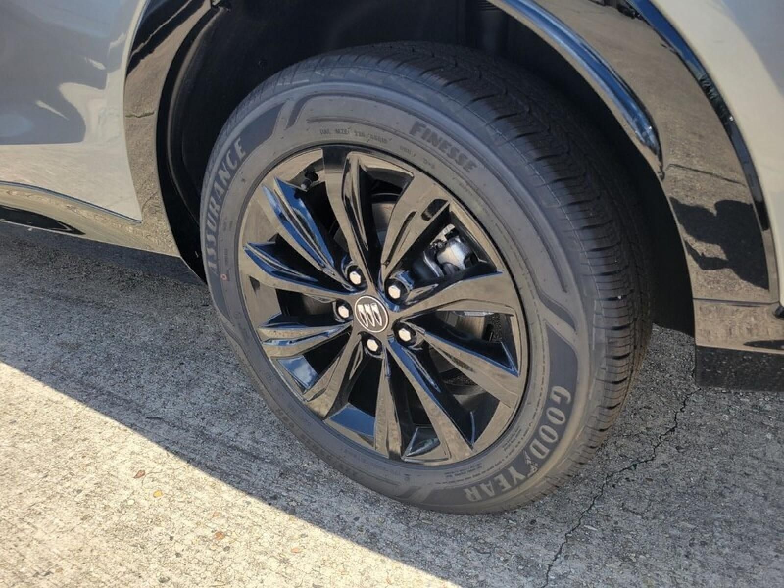 New 2026 Buick Envista Sport Touring w/ Convenience I Package FWD image 8