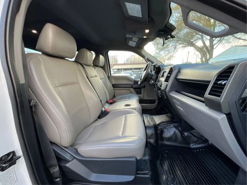 Used 2022 Ford F250 XL w/ Power Equipment Group image 19