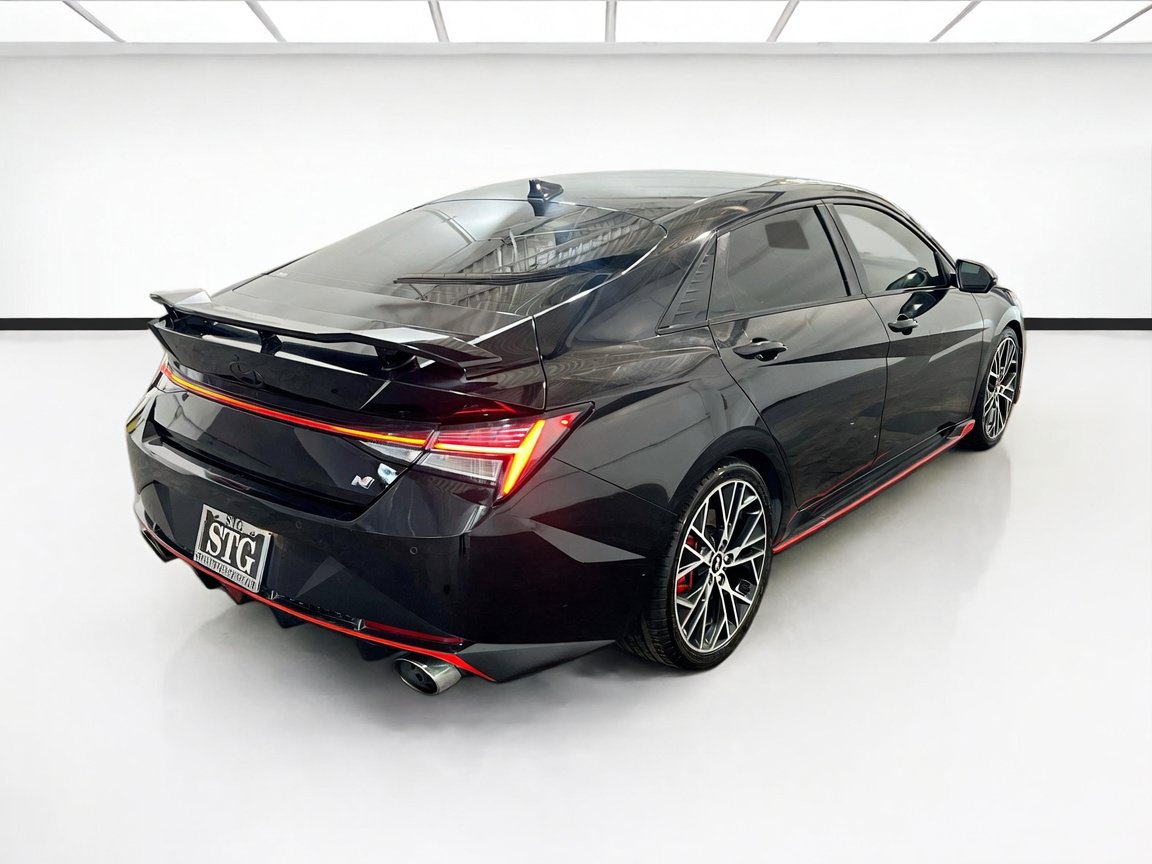 Used 2023 Hyundai Elantra N FWD image 4
