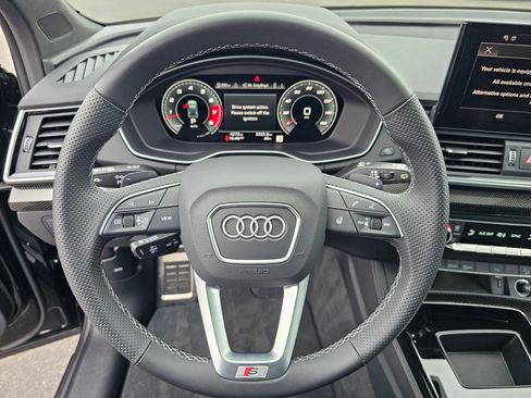 Certified 2025 Audi SQ5 Premium Plus w/ Premium Plus Package image 18