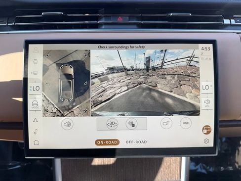 New 2026 Land Rover Range Rover Long Wheelbase SE AWD/4WD image 19