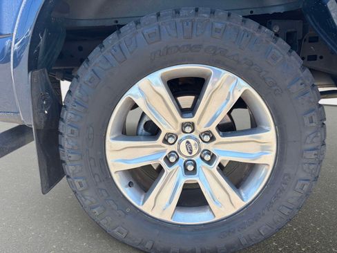 Used 2019 Ford F150 Platinum w/ Equipment Group 701A Luxury AWD/4WD image 7