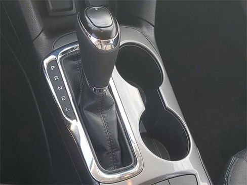 Certified 2017 Chevrolet Cruze LT w/ Convenience Package image 27