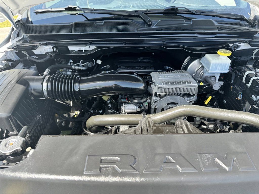 Used 2023 RAM 1500 Limited AWD/4WD image 1