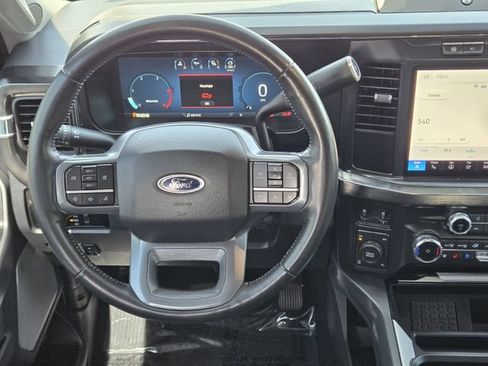 Used 2024 Ford F250 Lariat w/ Sport Appearance Package AWD/4WD image 25