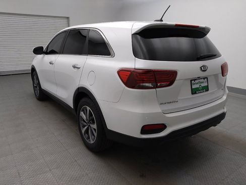 Used 2020 Kia Sorento FWD V6 image 5