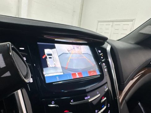 Used 2019 Cadillac Escalade ESV Luxury AWD/4WD image 47