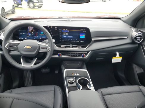 New 2026 Chevrolet Equinox LT w/ Convenience Package II AWD/4WD image 10