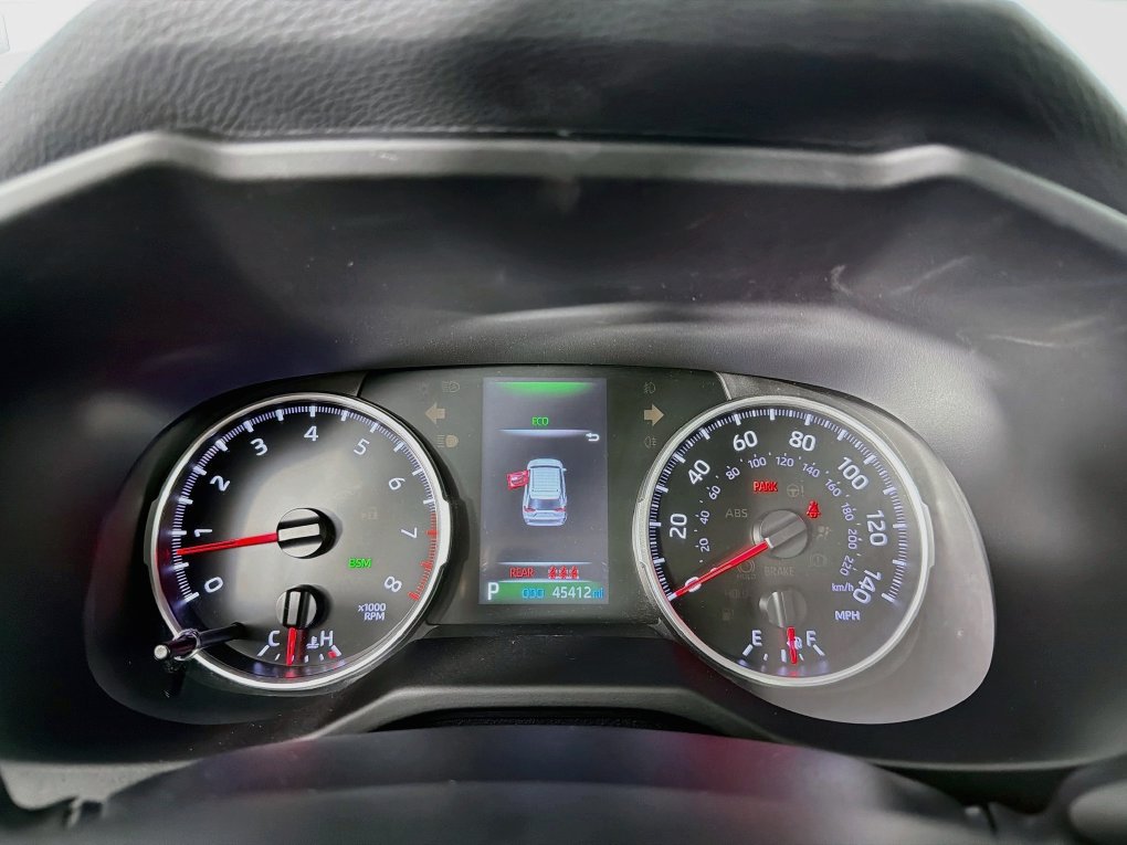 Used 2022 Toyota RAV4 XLE FWD image 18