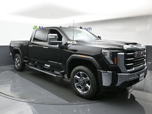 New 2025 GMC Sierra 2500 SLT image 2