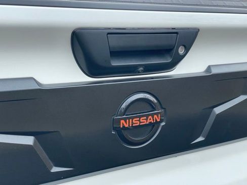 Used 2020 Nissan Titan PRO-4X w/ Pro-4x Convenience Package image 36