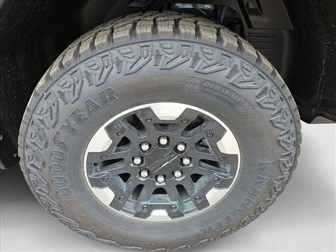 New 2025 GMC Hummer EV 3X w/ Extreme Off-Road Package image 10