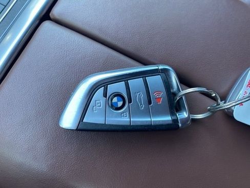 Used 2019 BMW X5 xDrive40i w/ Convenience Package image 49