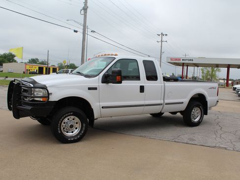 Used 1999 Ford F250 XLT AWD/4WD image 10