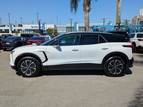 New 2025 Chevrolet Blazer EV LT image 8