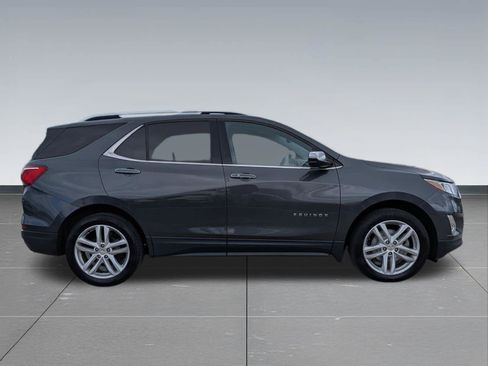 Used 2020 Chevrolet Equinox Premier AWD/4WD image 6