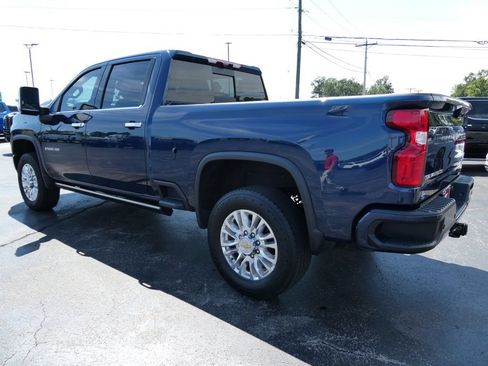 Certified 2022 Chevrolet Silverado 2500 High Country w/ Z71 Off-Road Package AWD/4WD image 8