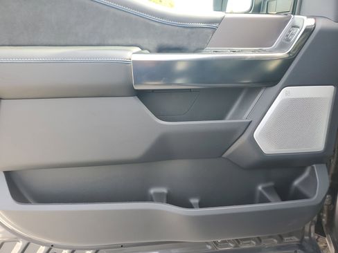 New 2026 Ford F250 Platinum image 13