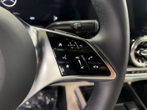 Certified 2026 Mercedes-Benz GLA 250 4MATIC image 12