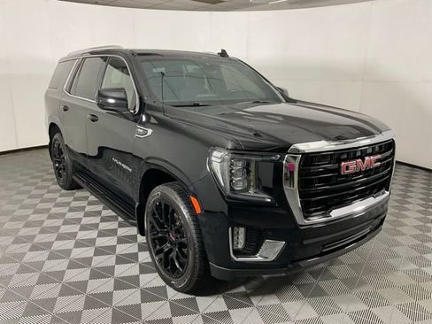 Used 2022 GMC Yukon SLE w/ Max Trailering Package AWD/4WD image 3