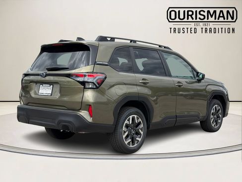 New 2026 Subaru Forester Premium AWD/4WD image 3