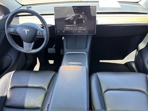 Used 2022 Tesla Model Y Long Range AWD/4WD image 15