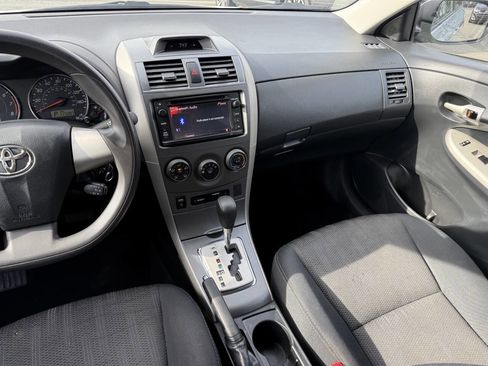 Used 2013 Toyota Corolla S Special Edition image 19