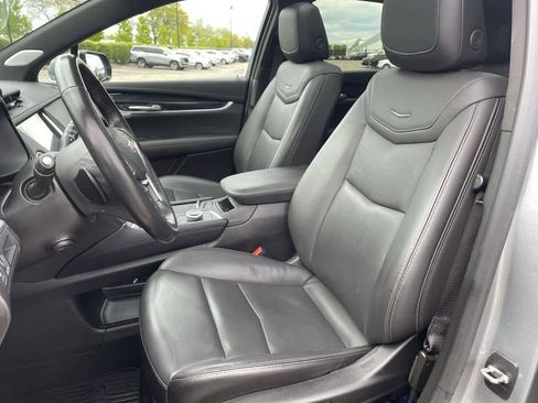 Used 2024 Cadillac XT5 Premium Luxury AWD/4WD image 12