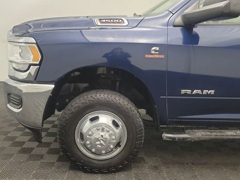 Used 2022 RAM 3500 Tradesman image 17