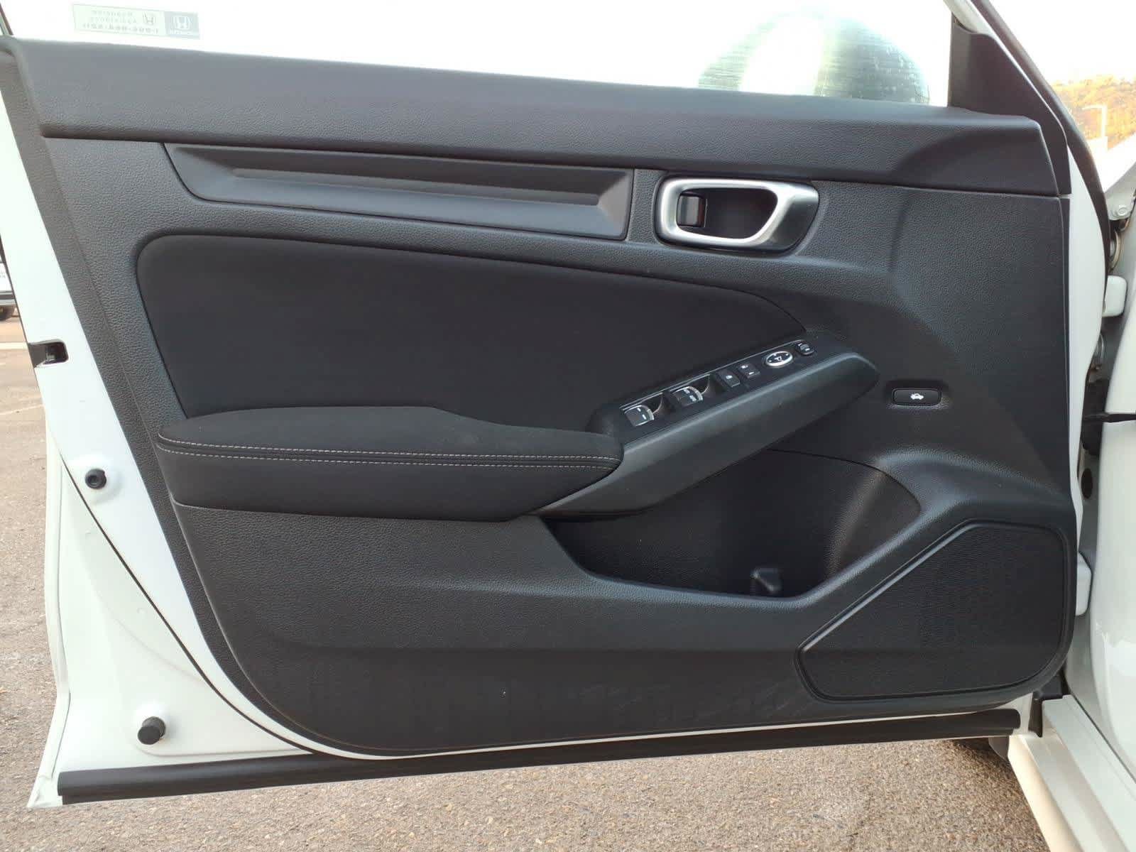 Used 2024 Honda Civic Sport image 12