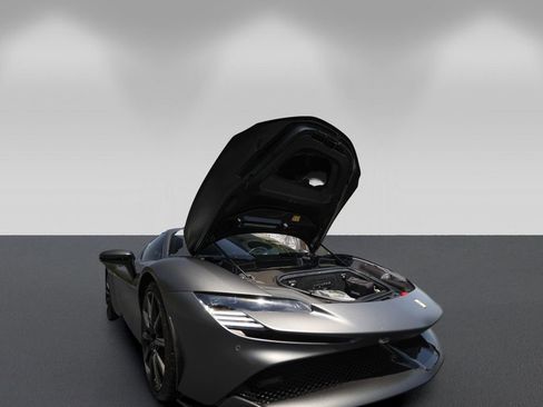 Certified 2022 Ferrari SF90 Stradale AWD/4WD image 25