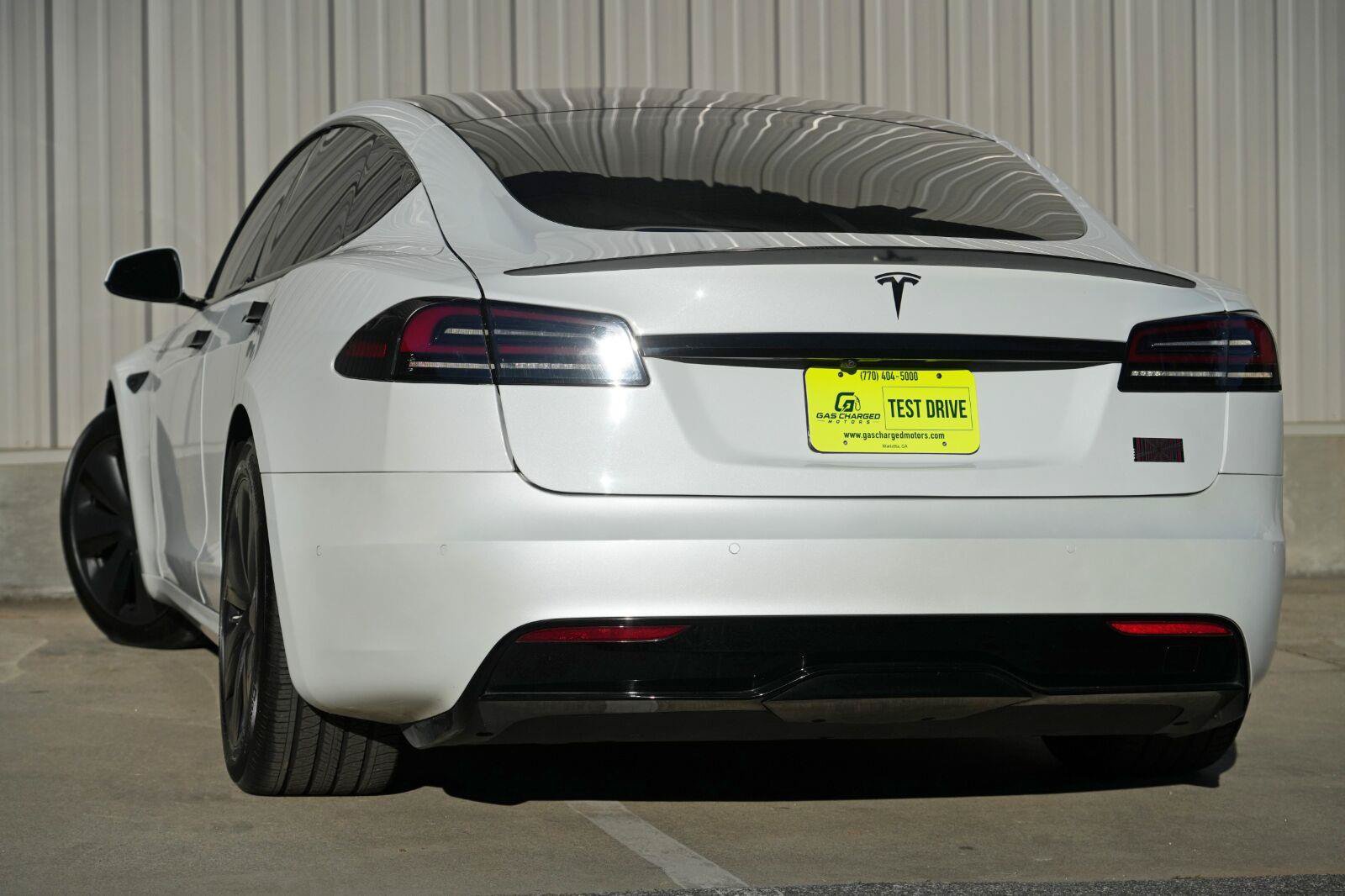 Used 2022 Tesla Model S Plaid AWD/4WD image 6