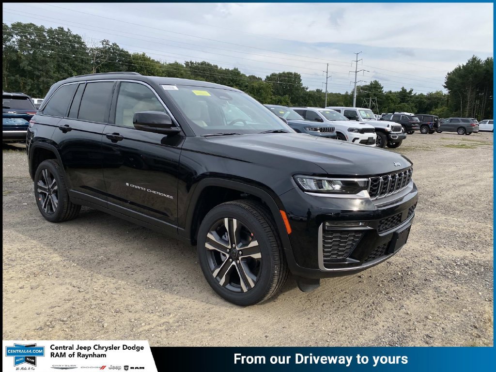New 2027 Jeep Grand Cherokee Limited AWD/4WD image 1