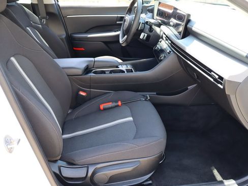 Used 2025 Hyundai Sonata SEL FWD image 15